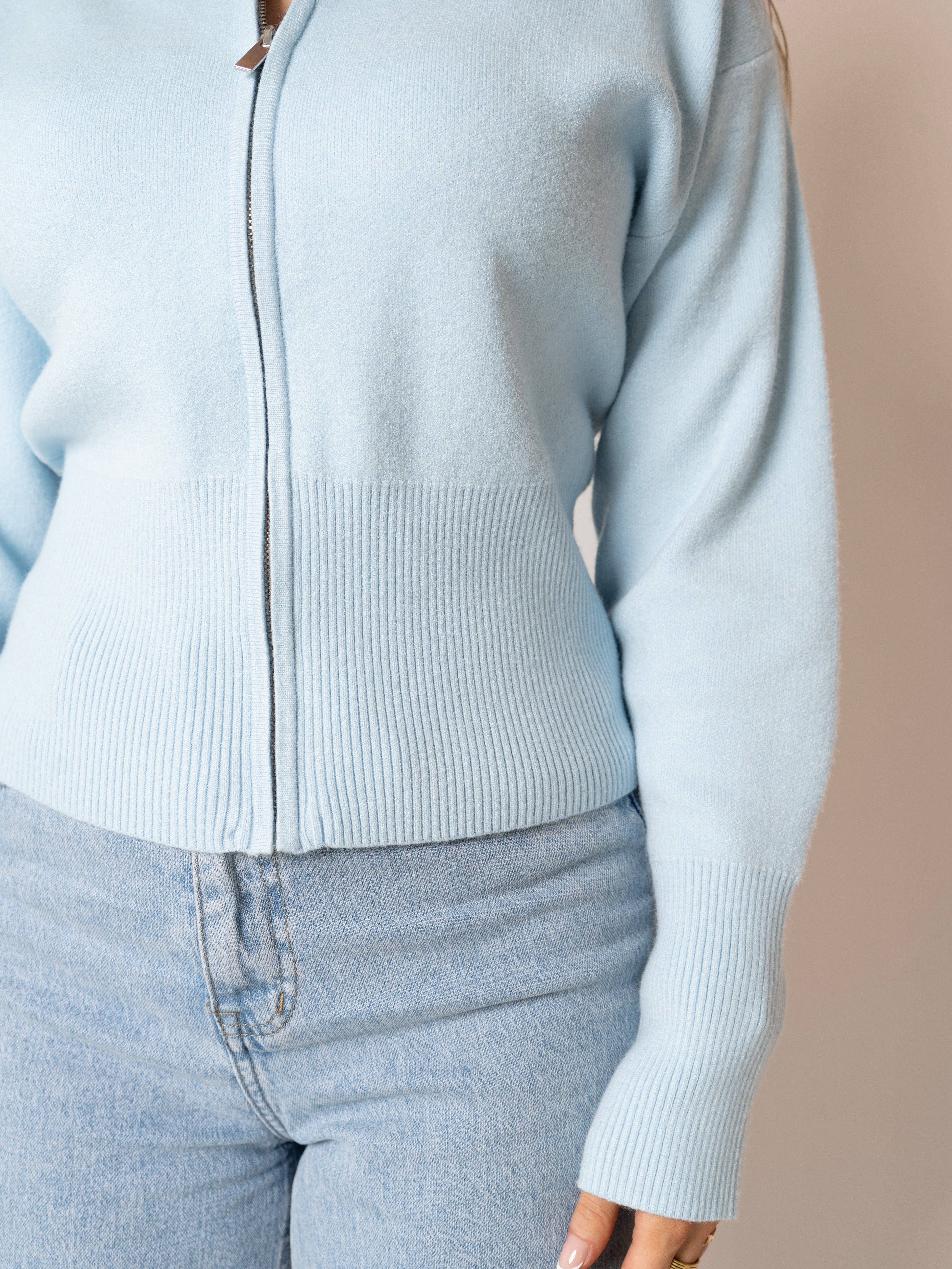 #Farbe_Hellblau