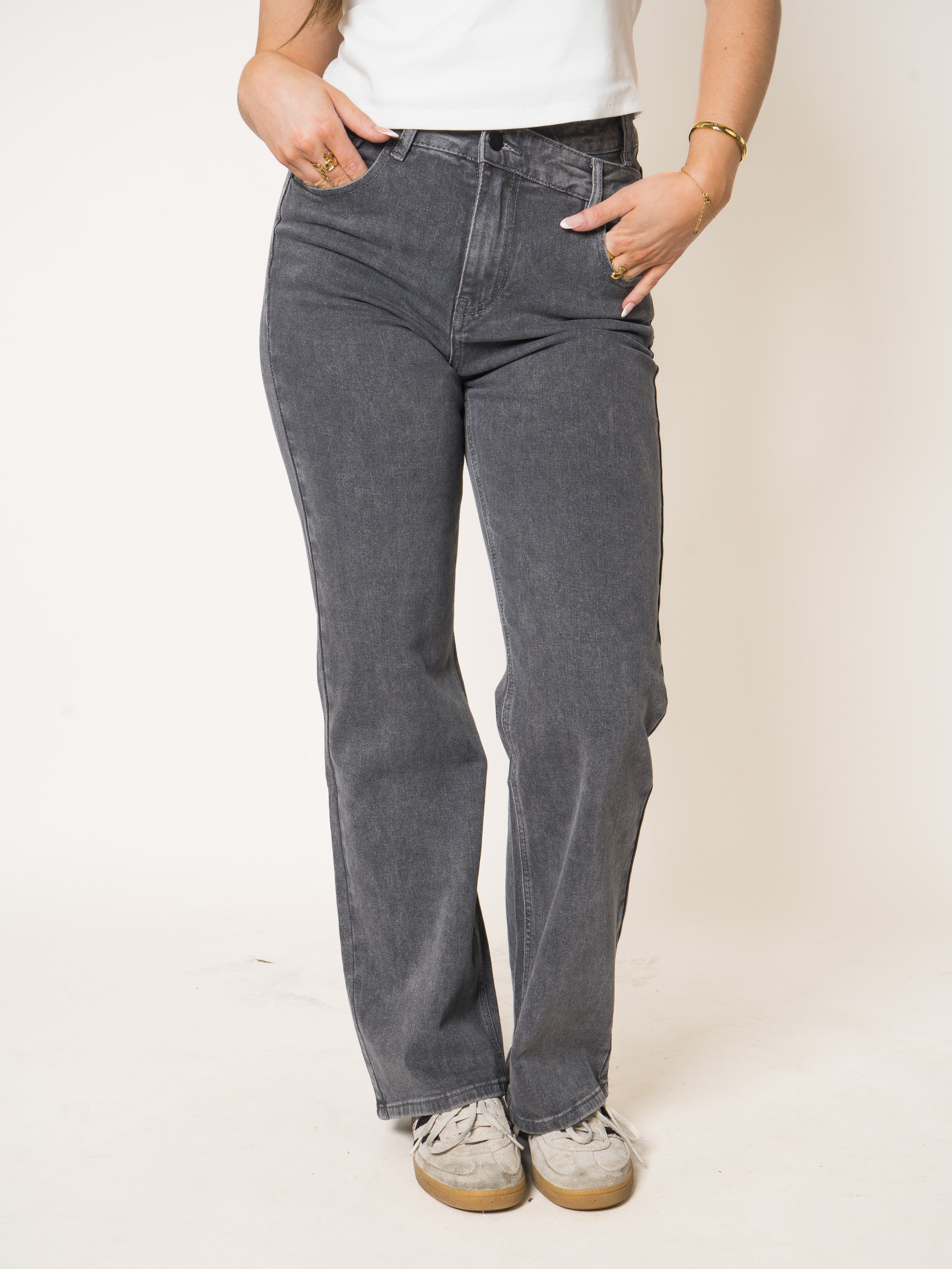 Wide Leg Jeans Asymmetrischer Bund