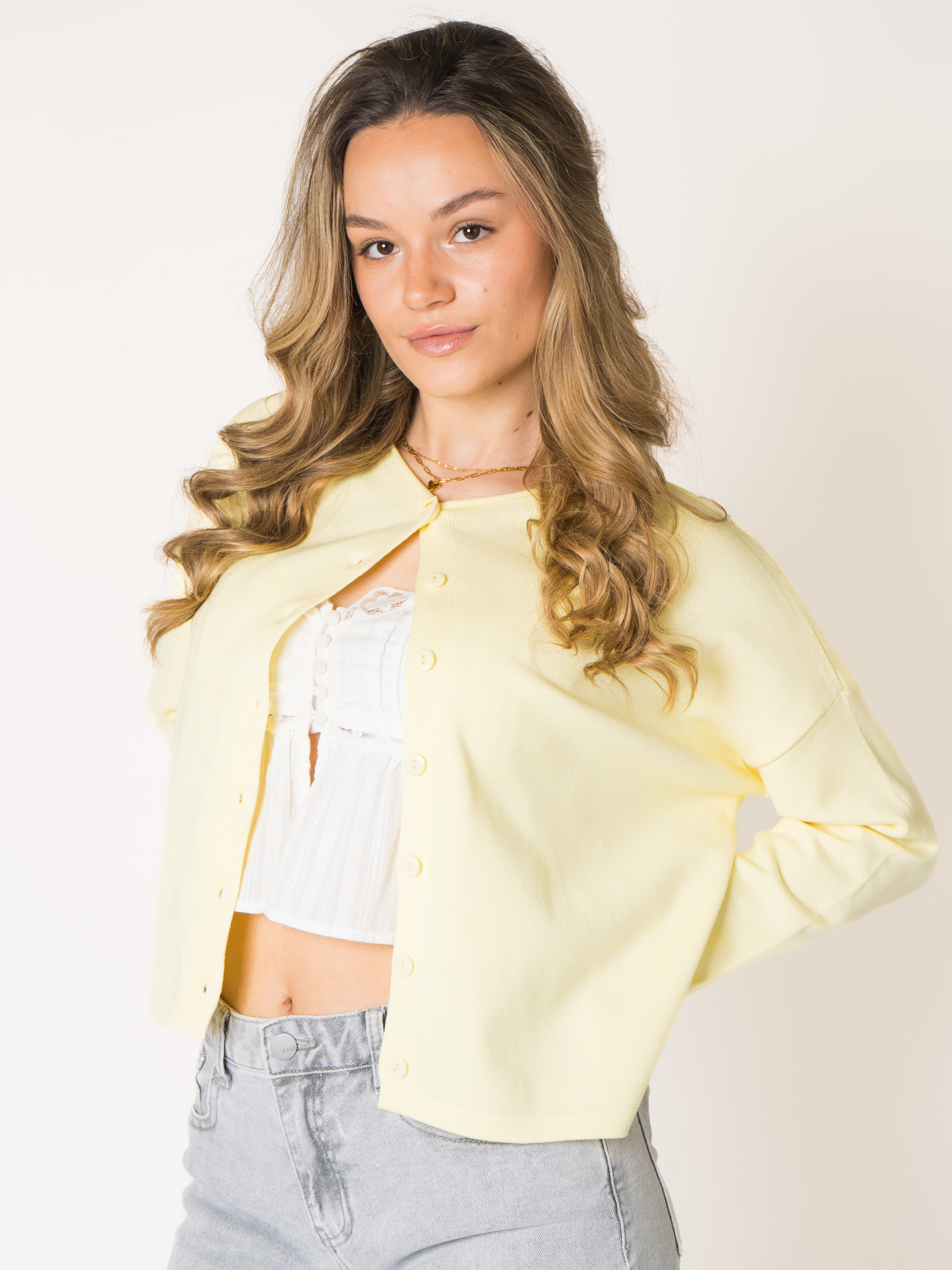 #Farbe_Butter Yellow