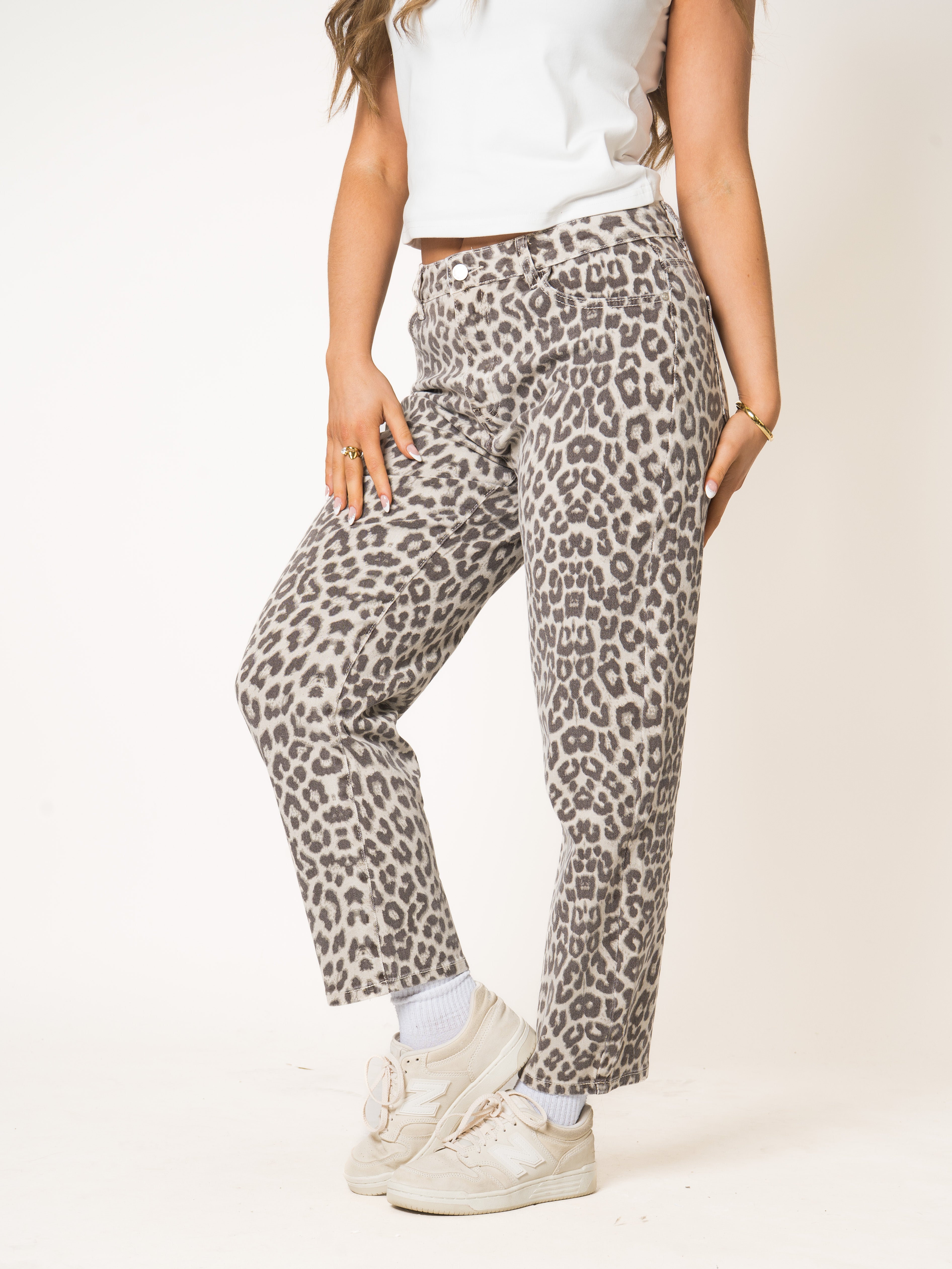 Mom Fit Leo Jeans