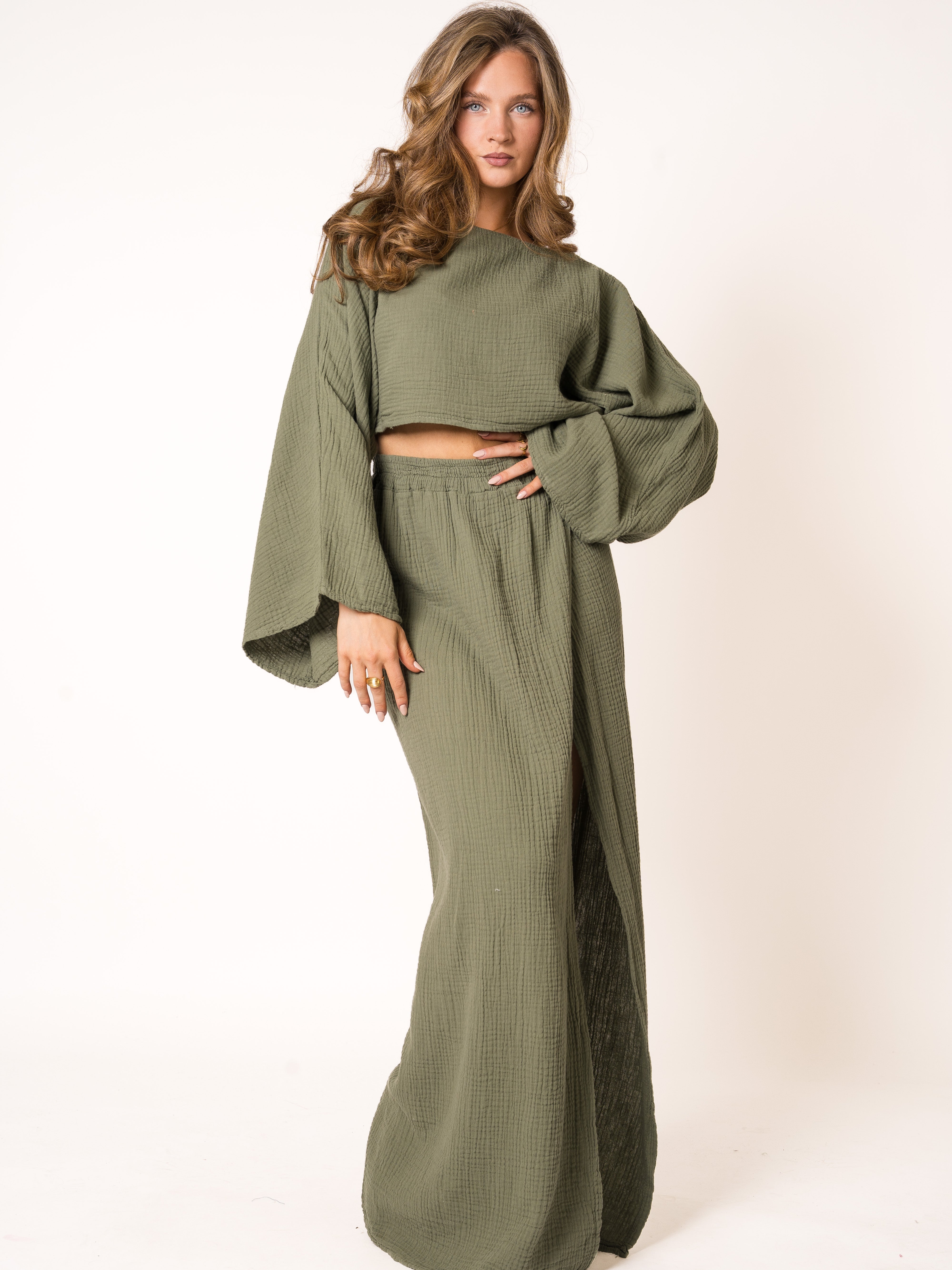 #Farbe_Khaki